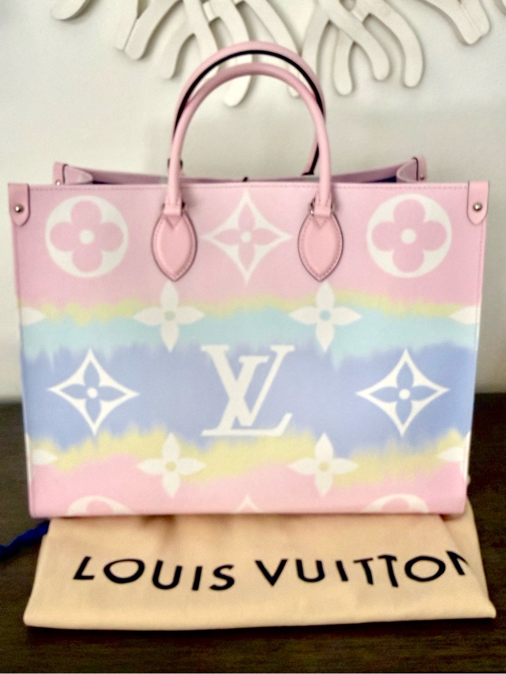 Louis Vuitton Monogram Escale Multicolor Onthego GM Tote, Bag -New!